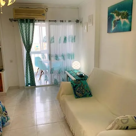 Cozy In With Sea View 33 M² * Бенальмадена